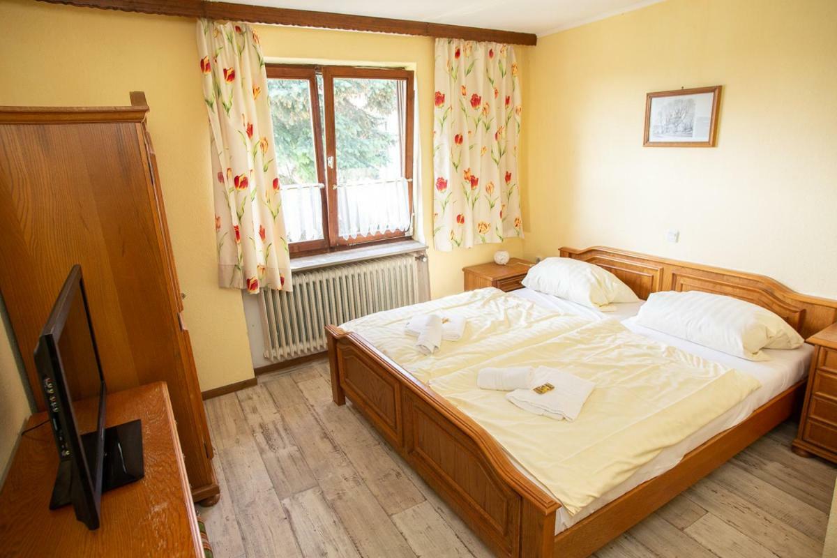 Zum Jean Bonnet Hofgeismar Exterior foto